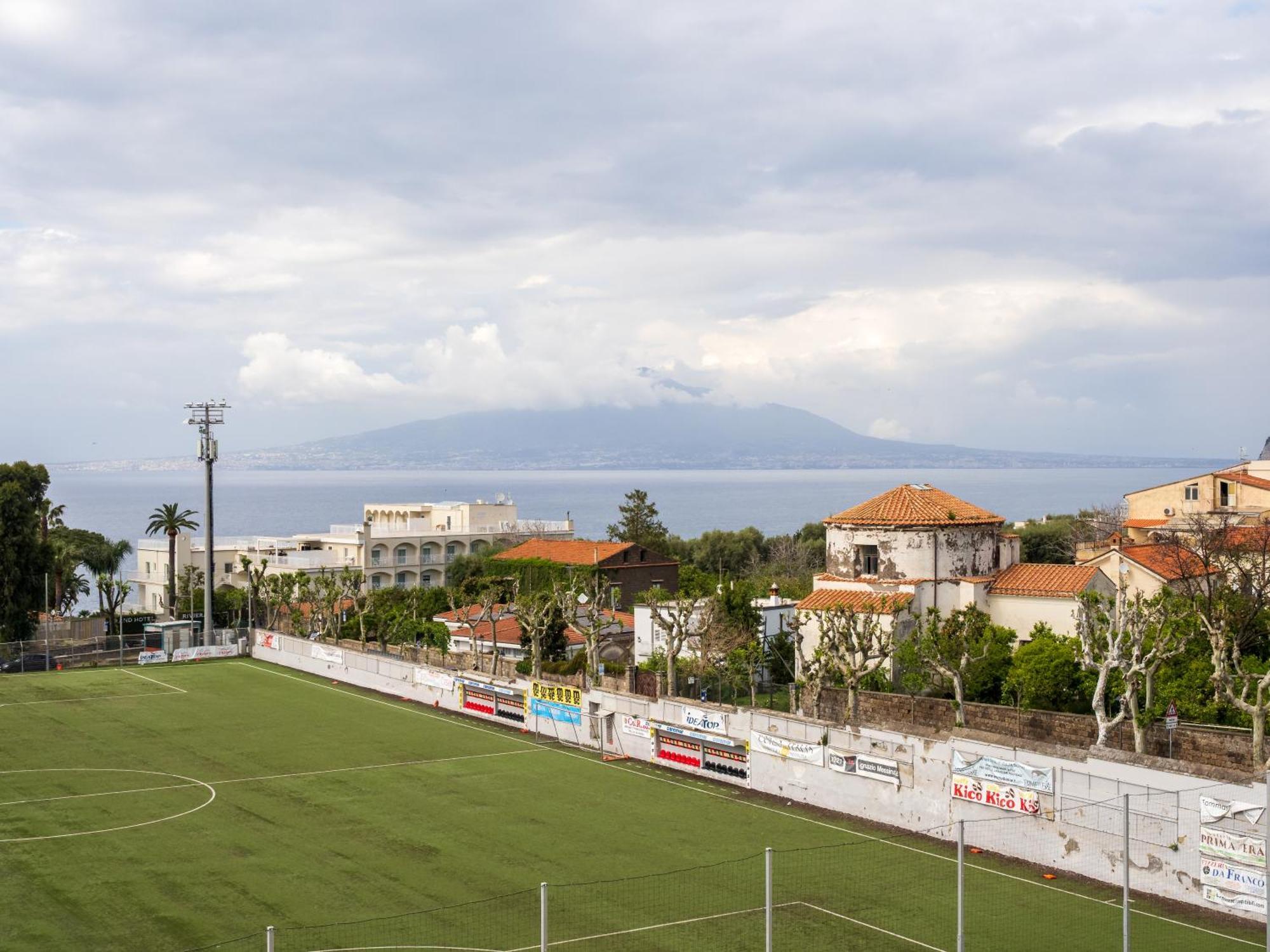 Residenza Le Sirene City Center Sorrento Luaran gambar